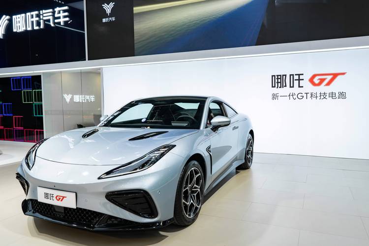 惠州惠阳区瑞扬达企业管理咨询哪吒汽车在智能汽车领域的表现，领途汽车在新能源汽车市场中的影响力